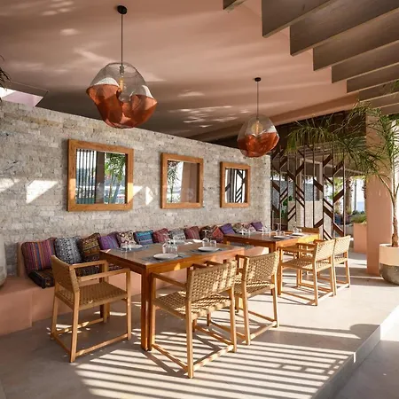Hotel Miamar Luxury & Himare