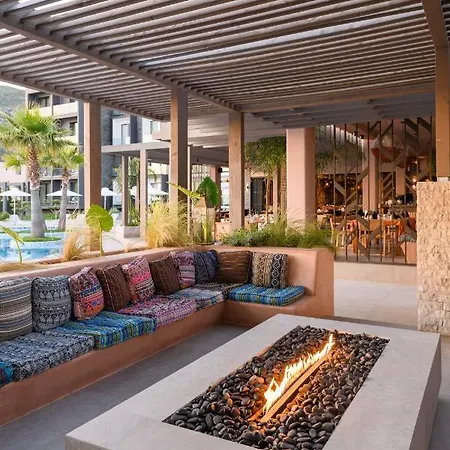 Miamar Luxury & Hotel Himare