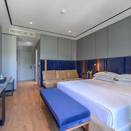 Miamar Luxury & Himare