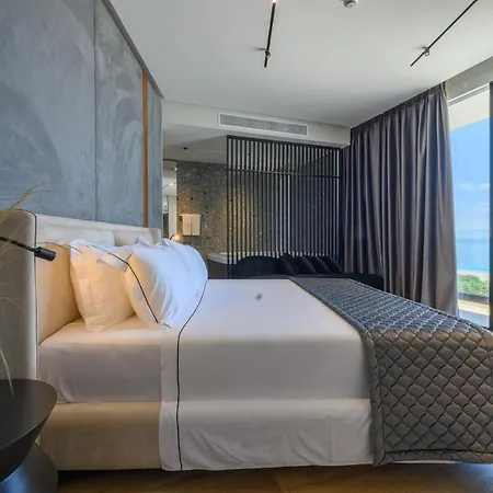 Miamar Luxury & Himare