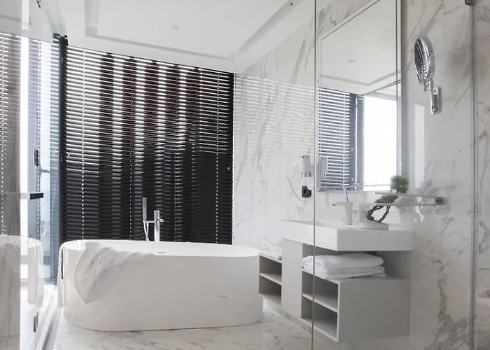 Miamar Luxury & 5* 希马拉